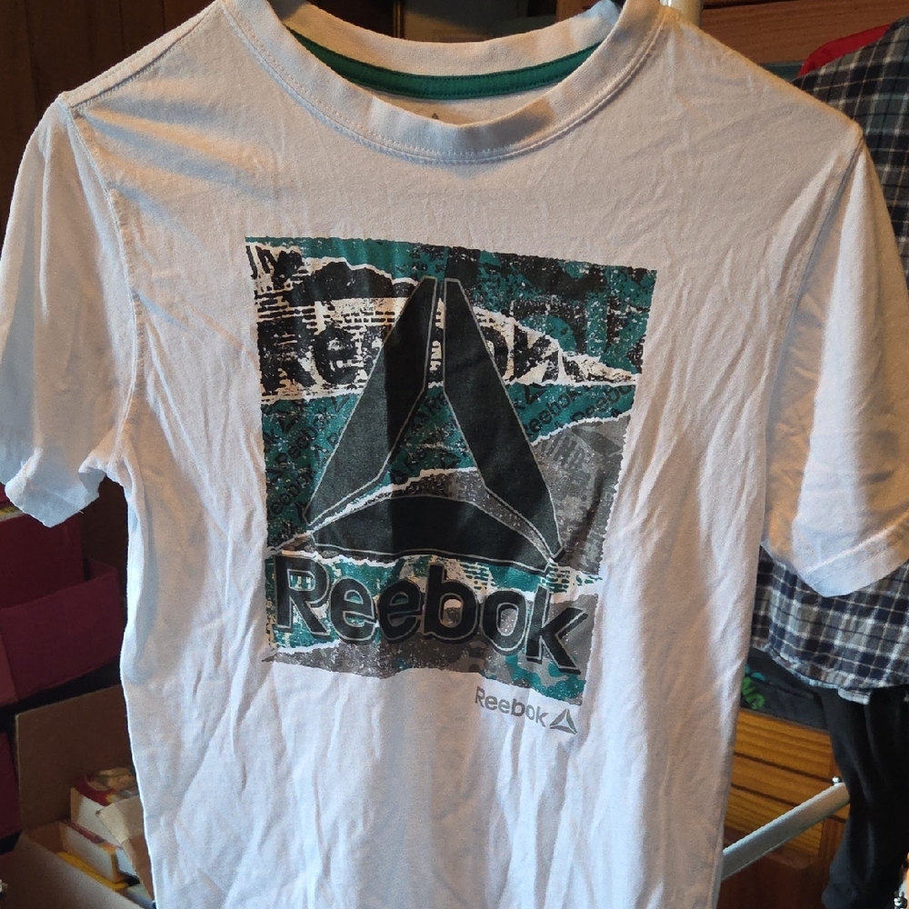 Reebok White and Teal Graphic Tee